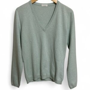 ⭐️Brunello Cucinelli Cashmere Light blue sweater v neck⭐️
